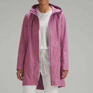Lululemon Rain Rebel Jacket in Velvet Dust | Size 12